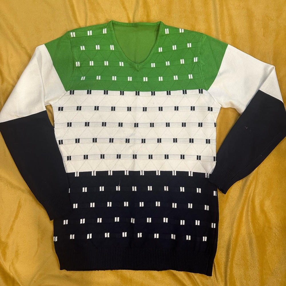 Lightweight sweater
